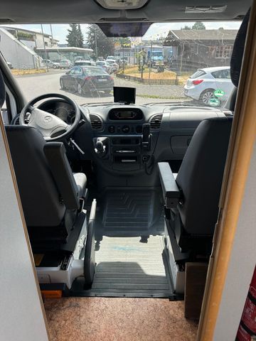 Fahrzeugabbildung Mercedes-Benz Robel-Mobil 665 *Grüne Plakette*