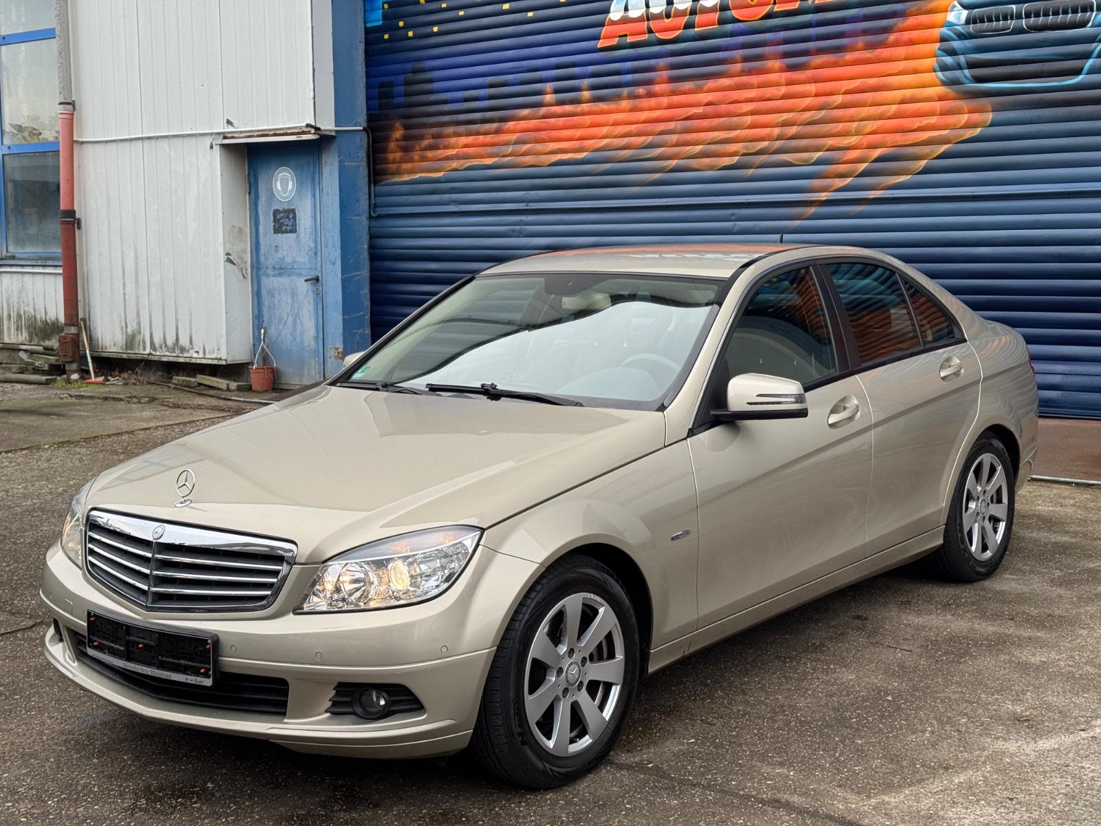 Mercedes-Benz C 180 KOMPRESSOR/Navi/eSitze/Klima/1 Hand