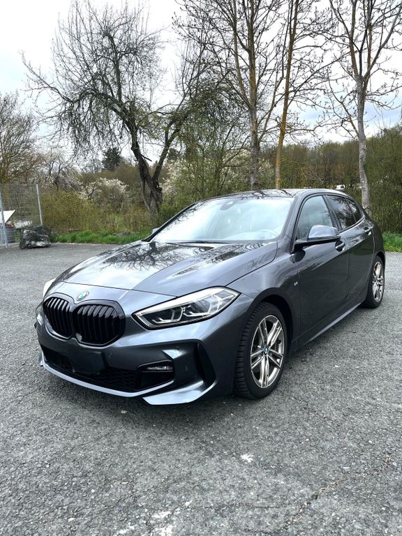 Image of BMW 118