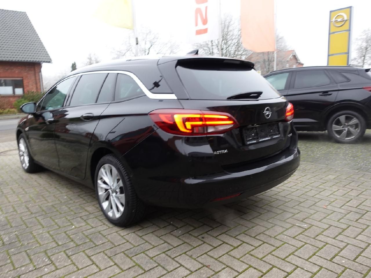 Fahrzeugabbildung Opel Astra K Sports Tourer 1,4 Innovation