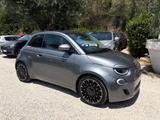 Fiat 500e Cabrio 42 kWh La Prima interni in pelle app - Fiat 500: La Prima