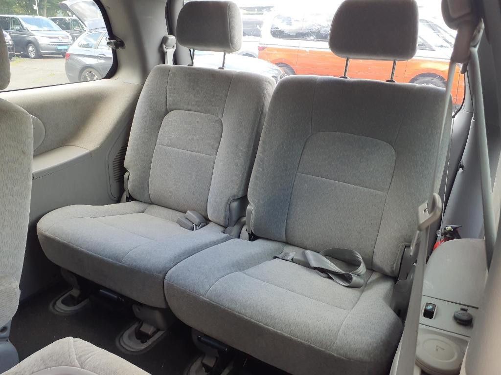 Fahrzeugabbildung Kia Carnival 2.9 CRDi 6-Sitzer AHK Klimaauto PDC SHZ