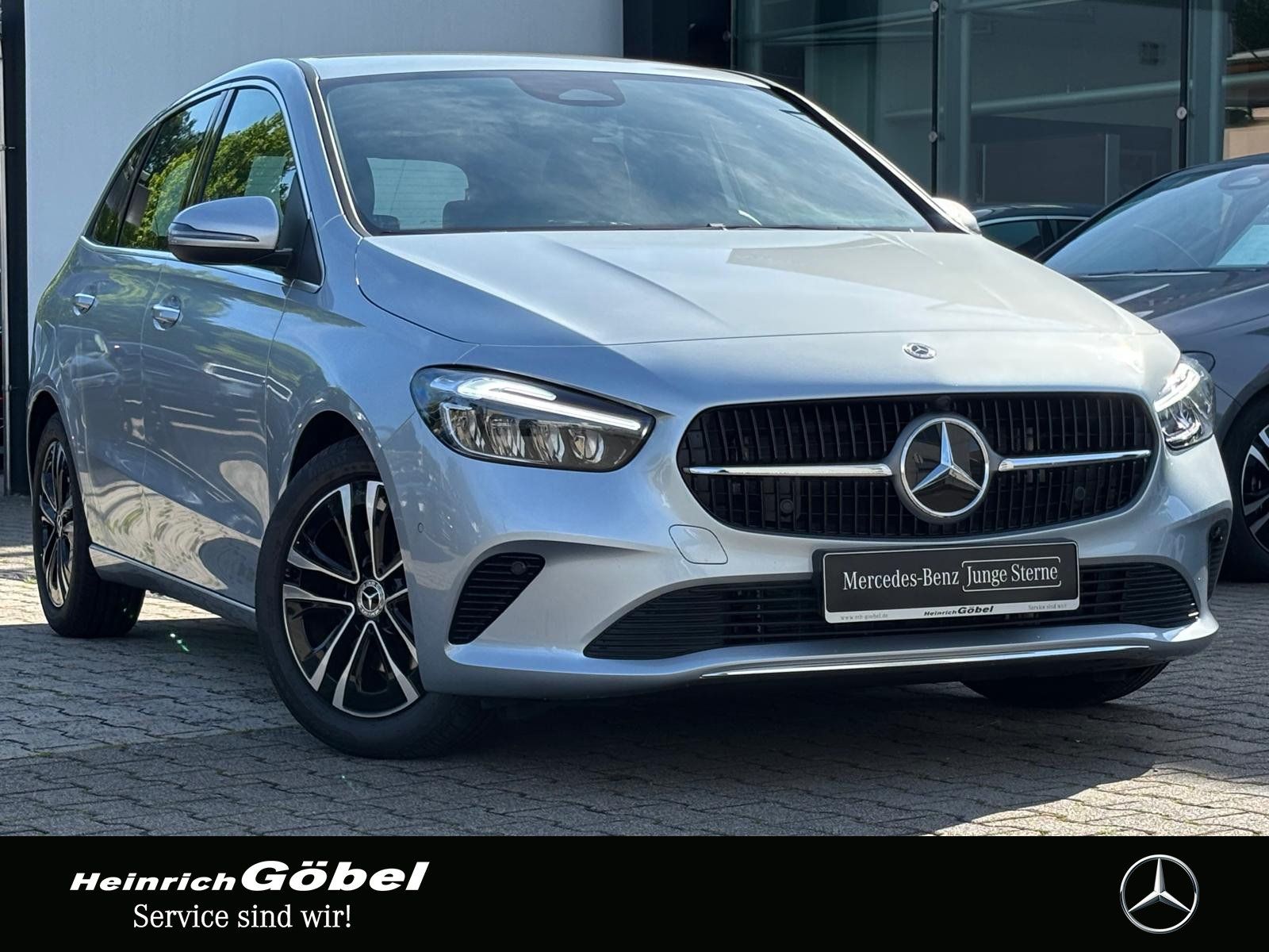 Fahrzeugabbildung Mercedes-Benz B 180 PROGRESSIVE*KAMERA*KEYLESS*AMBIENTEBEL*