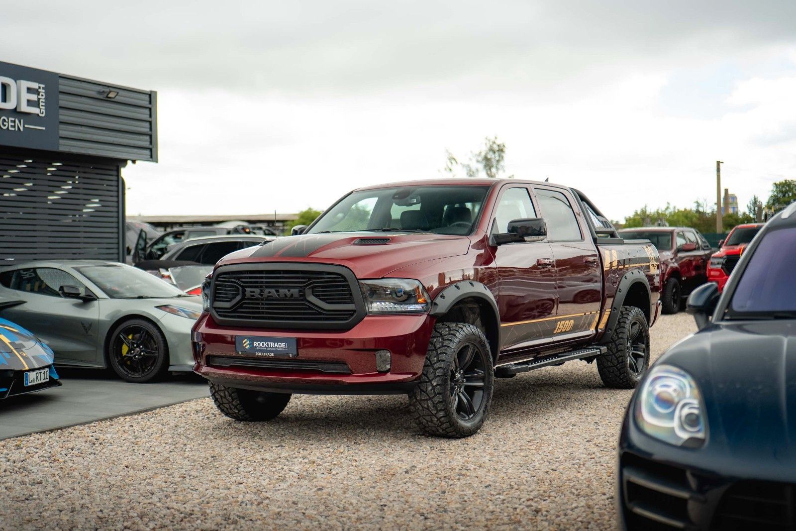 Fahrzeugabbildung Dodge RAM 5.7 V8 HEMI 4x4 OFFROAD Night-Paket *LED*AHK
