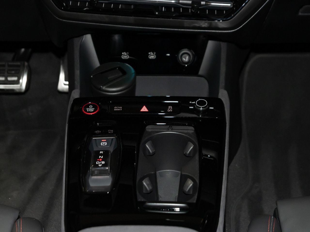 Audi S6 e-tron - Bild 23