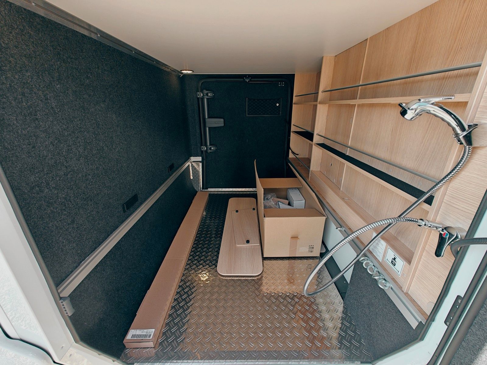 Fahrzeugabbildung HYMER / ERIBA / HYMERCAR B-KLASSE MC I 680 PREMIUM - NEU! MODELL 2025