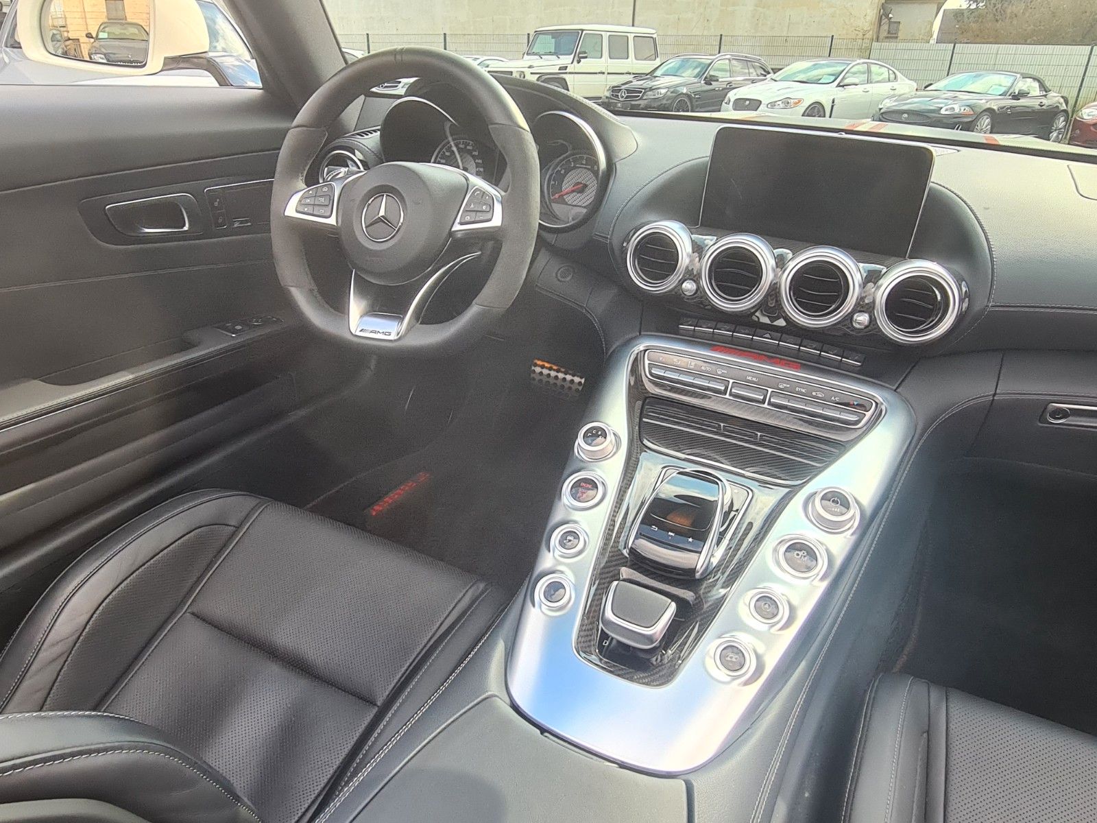 Fahrzeugabbildung Mercedes-Benz AMG GT Roadster/Junge Sterne/Distr./Burm./1A