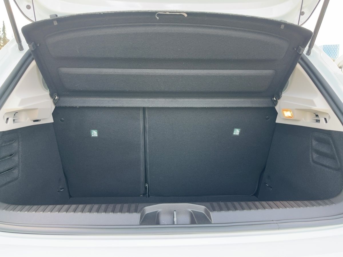 Fahrzeugabbildung Renault Clio EQUILIBRE E-TECH 145 EPH