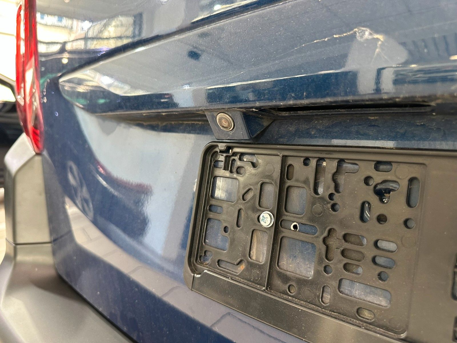 Fahrzeugabbildung Citroën Berlingo Shine M 1.2T NAVI/HEAD-UP/PDC+CAM/AHK