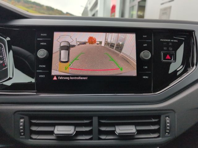 Polo 1.0 TSI DSG R-LINE LED+KAMERA+ACC+KLIMAAUTO