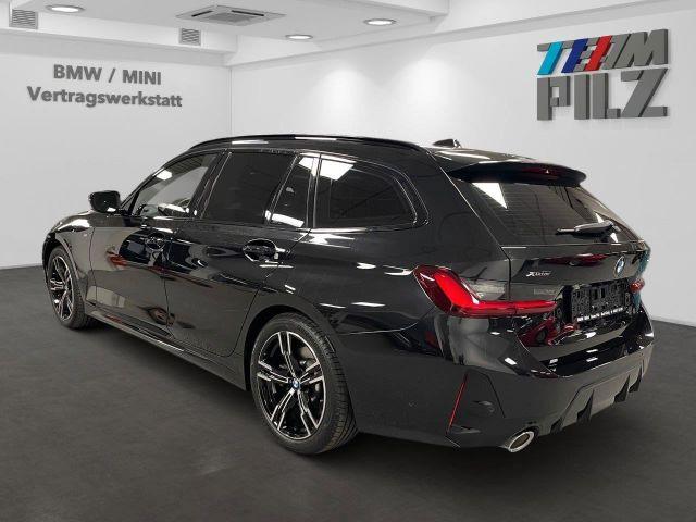 BMW 330ix M-Sport BlackLine + Kamera ACC