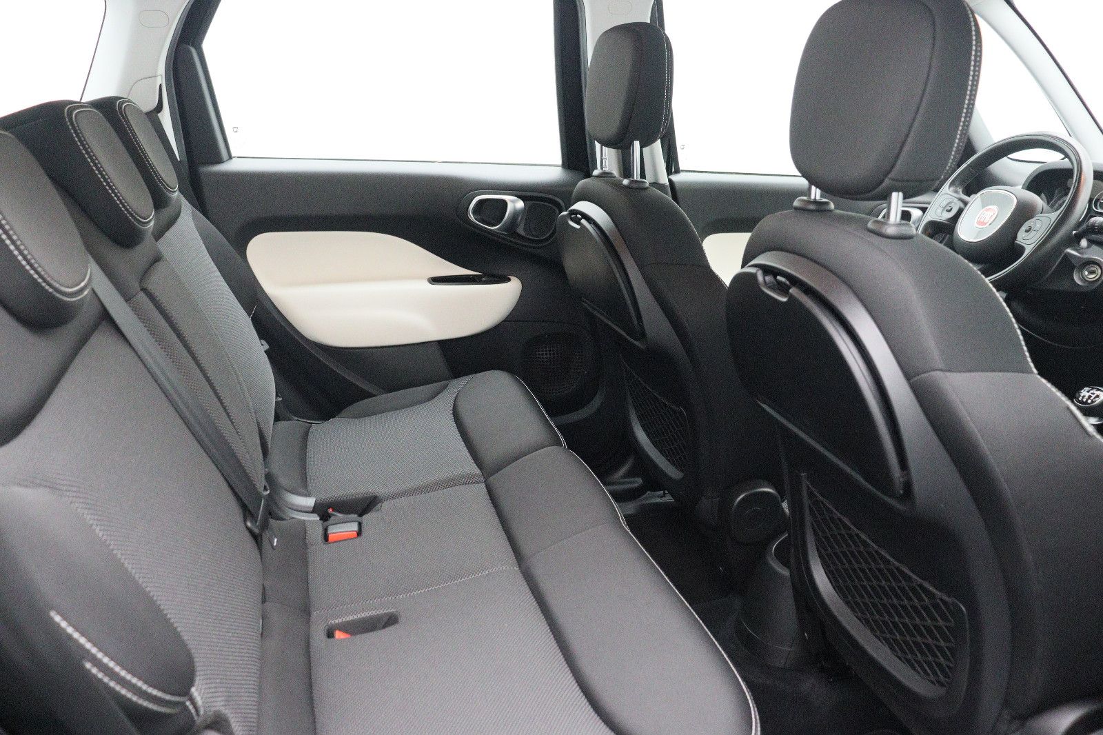 Fahrzeugabbildung Fiat 500L Trekking 1.6 NAVI