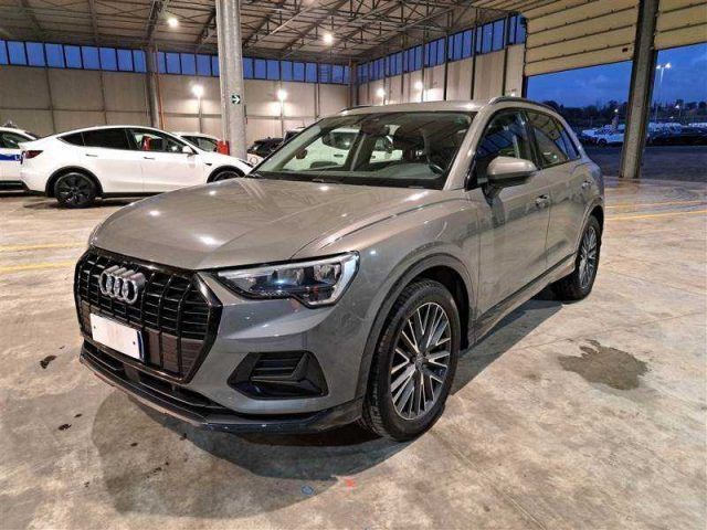 Audi AUDI Q3 35 TFSI S tronic Business Advanced