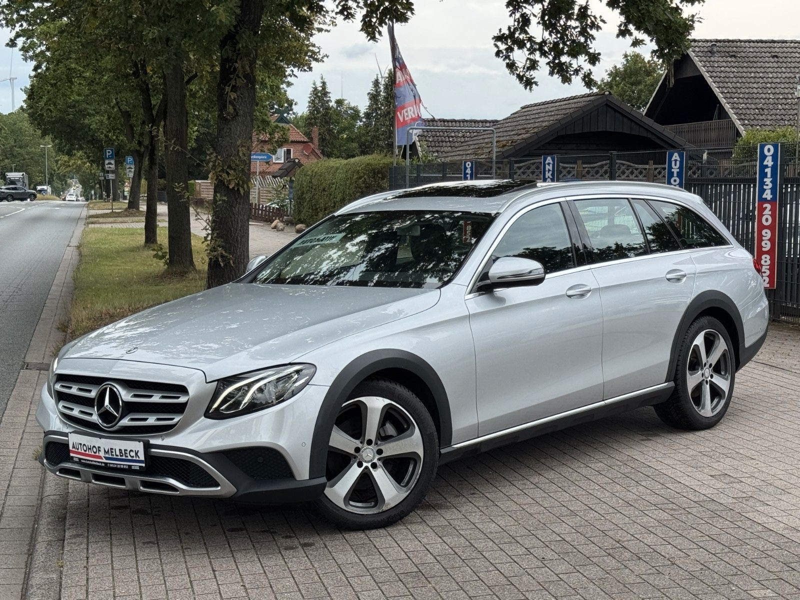 Mercedes E 220 - 1