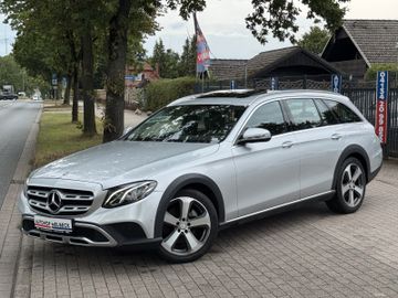 Mercedes E 220 - 1