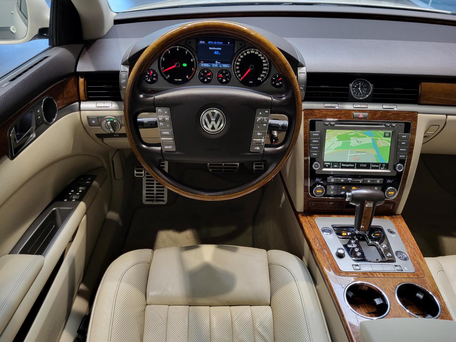 Volkswagen Phaeton 4.2 V8 4Motion lang *TOP Ausstattung*