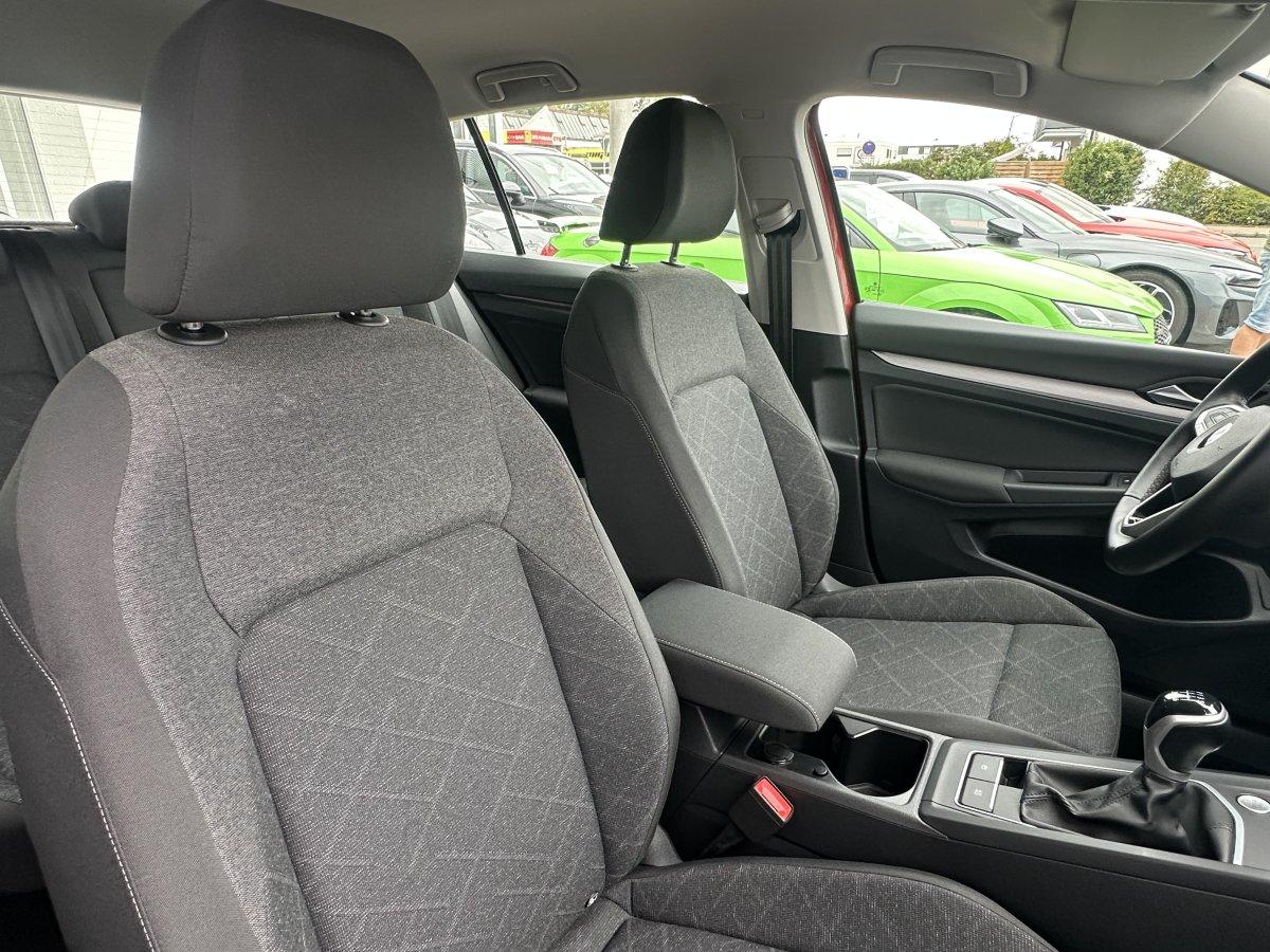 Volkswagen Golf VIII 1.5 TSI Life Navi LED ACC PDC Sitzhei, миниатюра 10