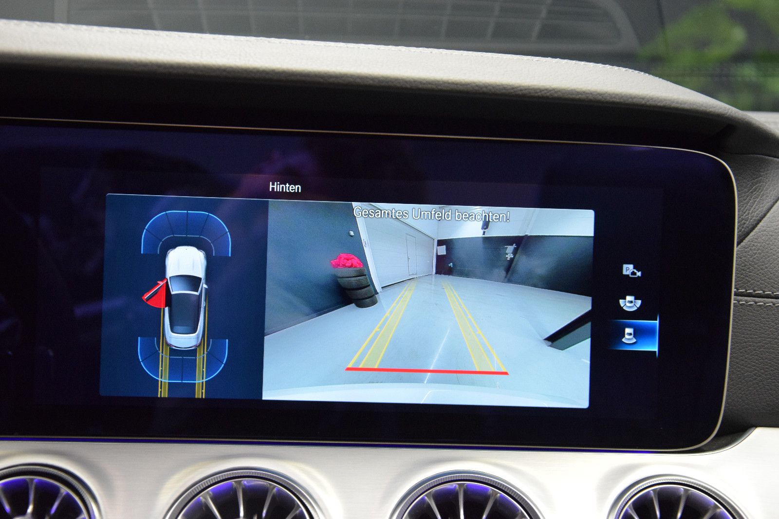 Fahrzeugabbildung Mercedes-Benz E 200 Cabrio 1.Hand AMG LED NAVI Ambiente Leder