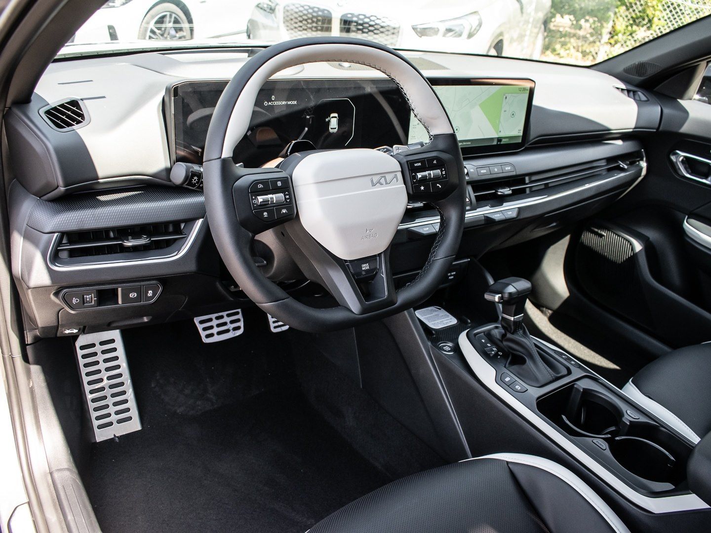 Kia K4 - Bild 15