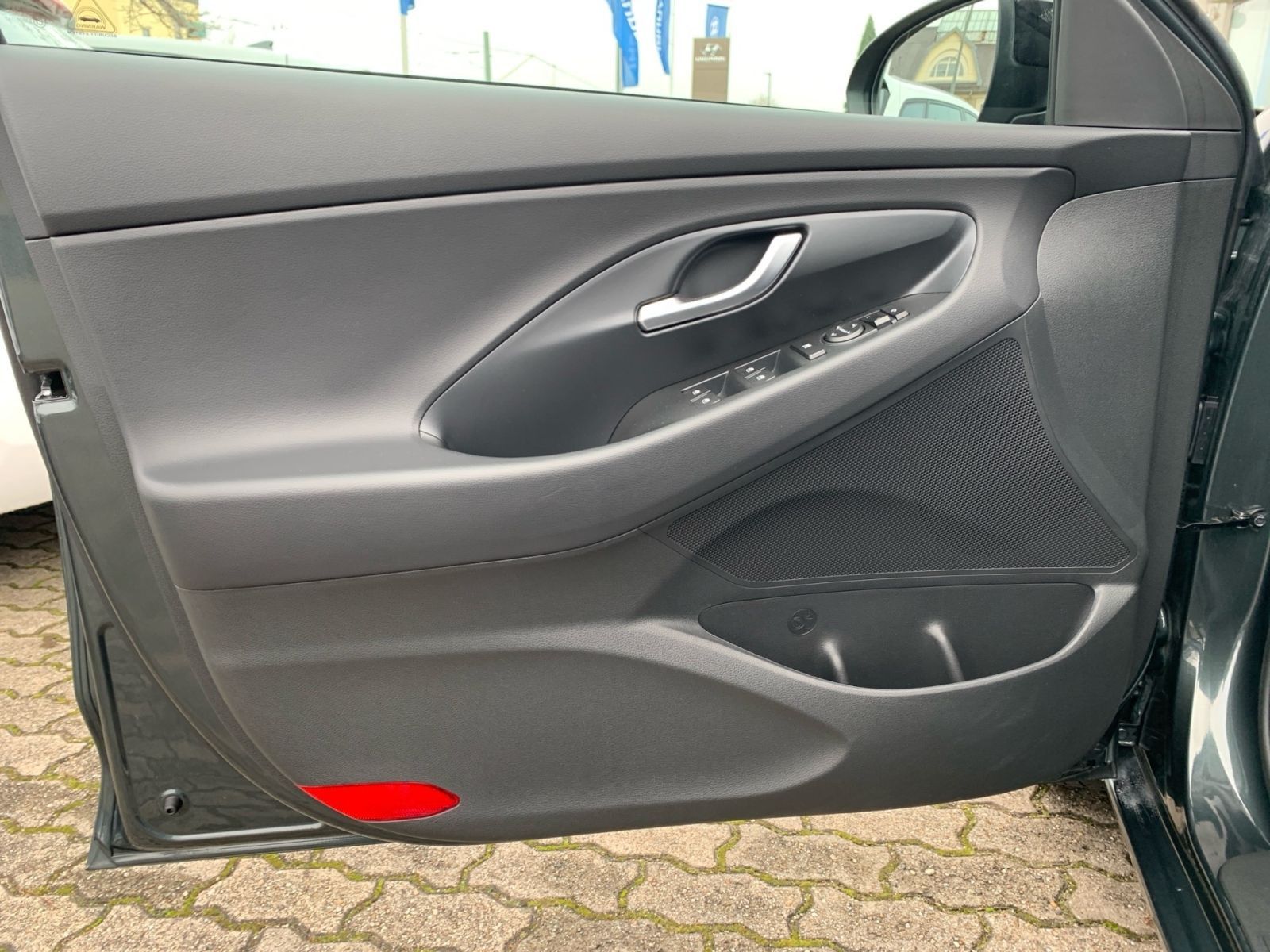 Fahrzeugabbildung Hyundai i30 Kombi 1.0 T-GDI 7-DCT Advantage Navi LED