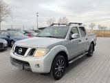 Nissan Navara 2.5 dCi Pickup King Cab SE 4X4 Klimaaut. - Nissan Navara: King
