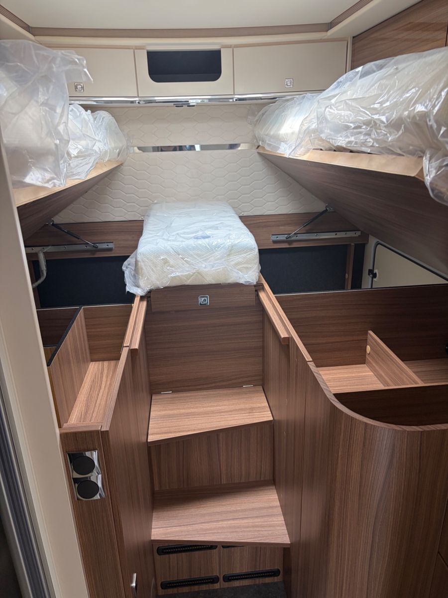 Fahrzeugabbildung Eura Mobil Contura 766EF Comfort