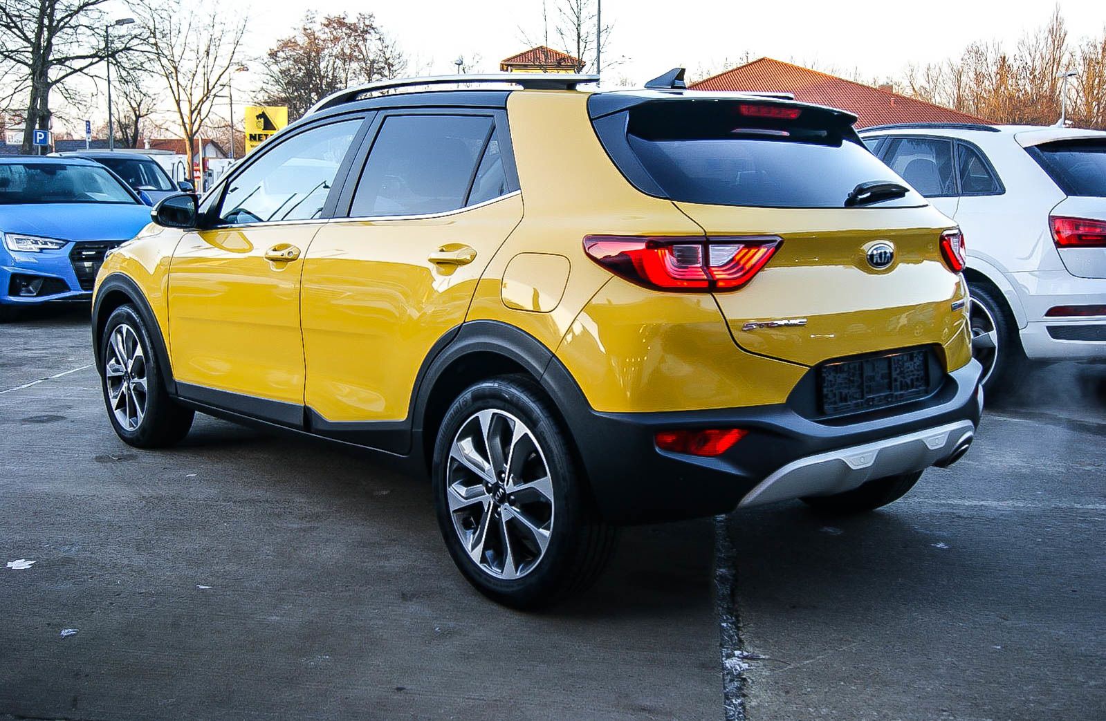 Fahrzeugabbildung Kia Stonic 1.0 T-GDI Mild-Hybrid Spirit FLORIDAGELB