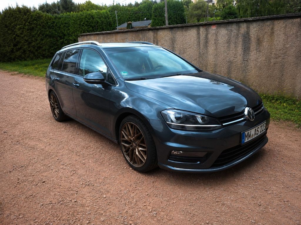 Image of Volkswagen Golf