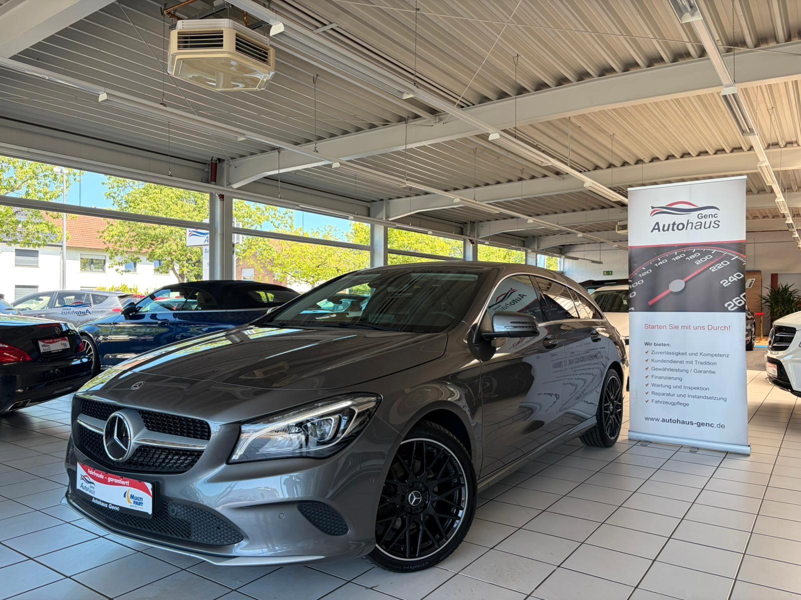 Mercedes-Benz CLA 220d Shooting Brake Kamera LED Scheinwerfer