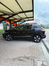 Nissan Qashqai 1.5 dCi Tekna - Nissan Qashqai mit Diesel-Antrieb: Kombi