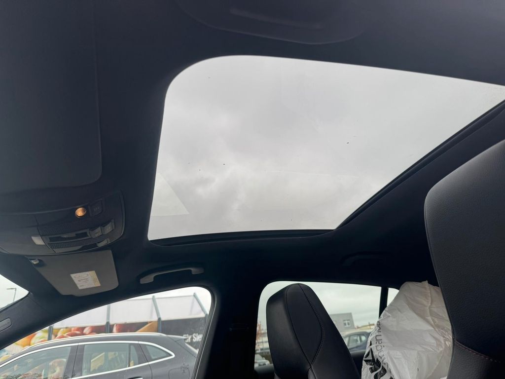 MERCEDES-BENZ CLA 250 19