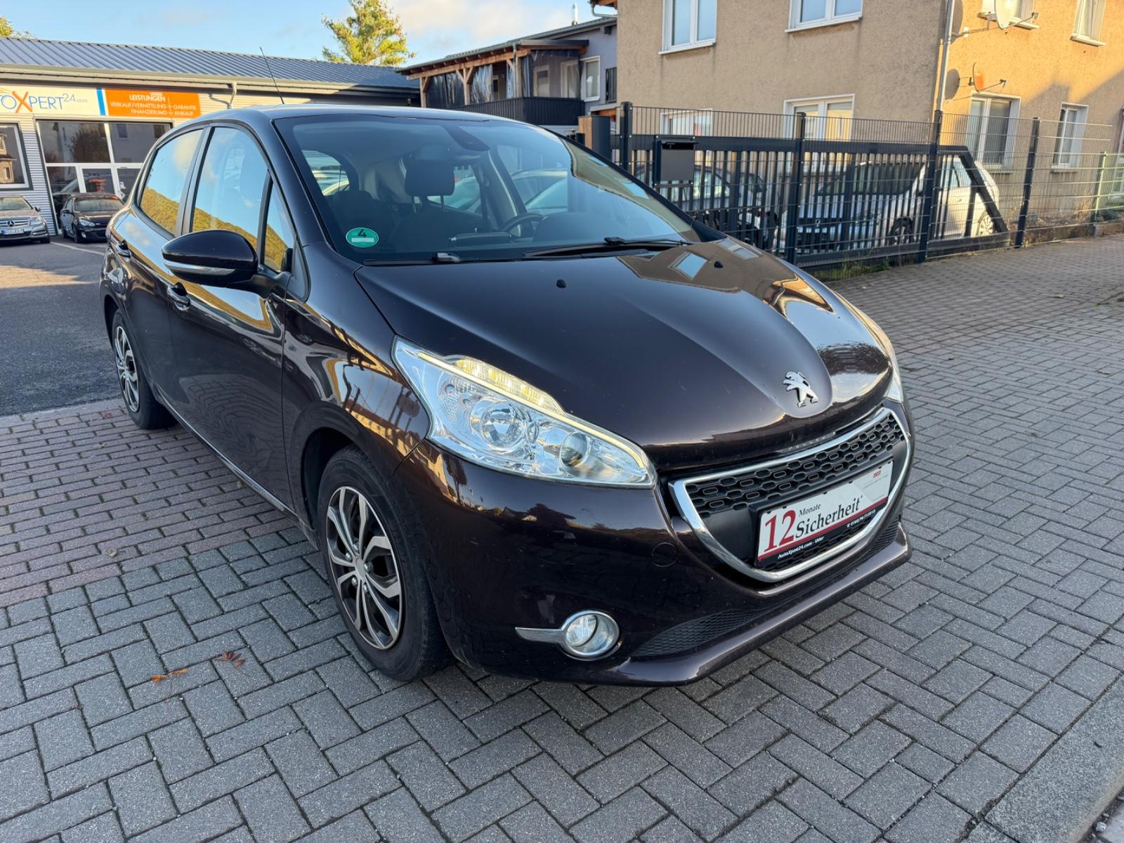 Peugeot 208 1.2 Active PureTech 82 ETG5 STOP & START