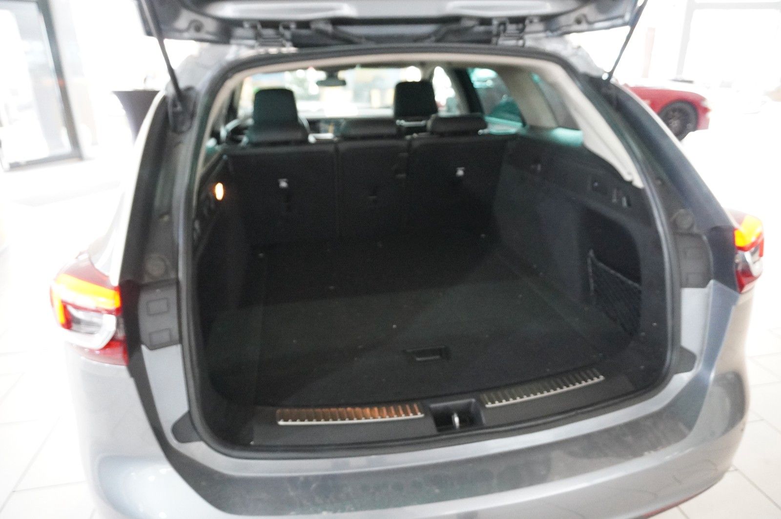 Fahrzeugabbildung Opel Insignia B ST 1.5T DYNAMIC NAVI/LED/KAMERA/AHK