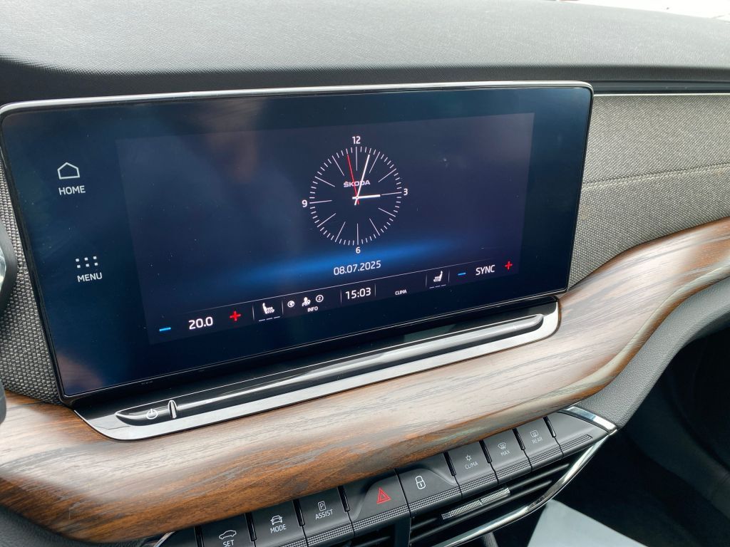 Fahrzeugabbildung SKODA Octavia Combi 2.0 TDI DSG 4x4 Scout