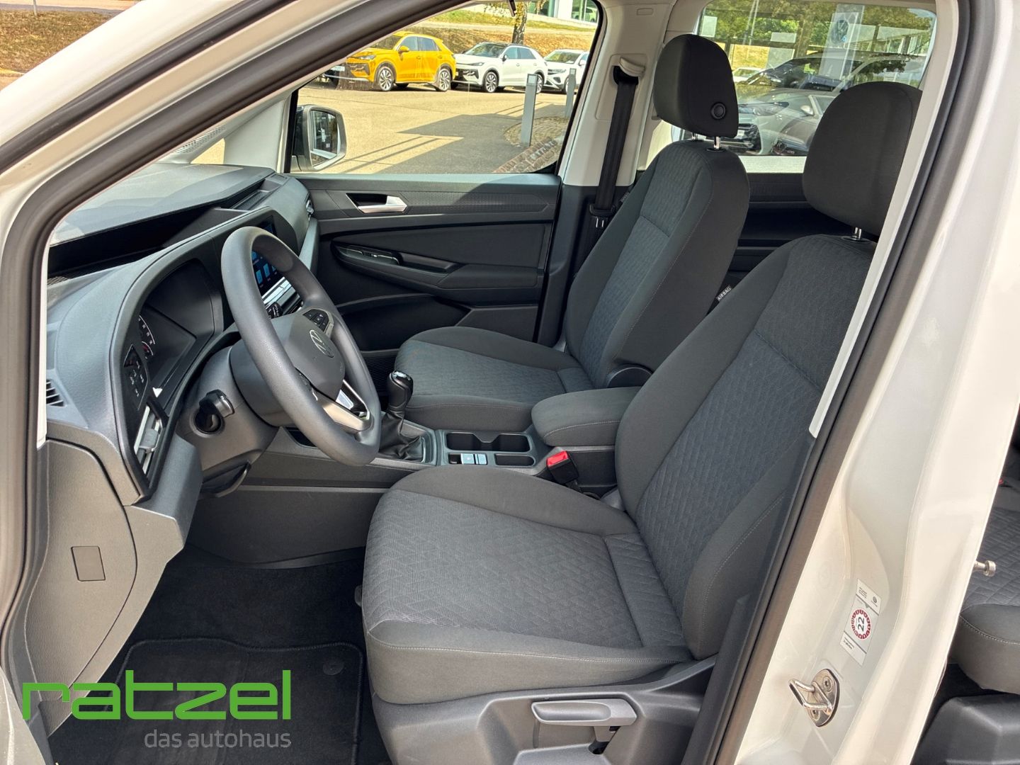 Fahrzeugabbildung Volkswagen Caddy Life 2.0 TDI 7 Sitze+NAVI+PDC+LED