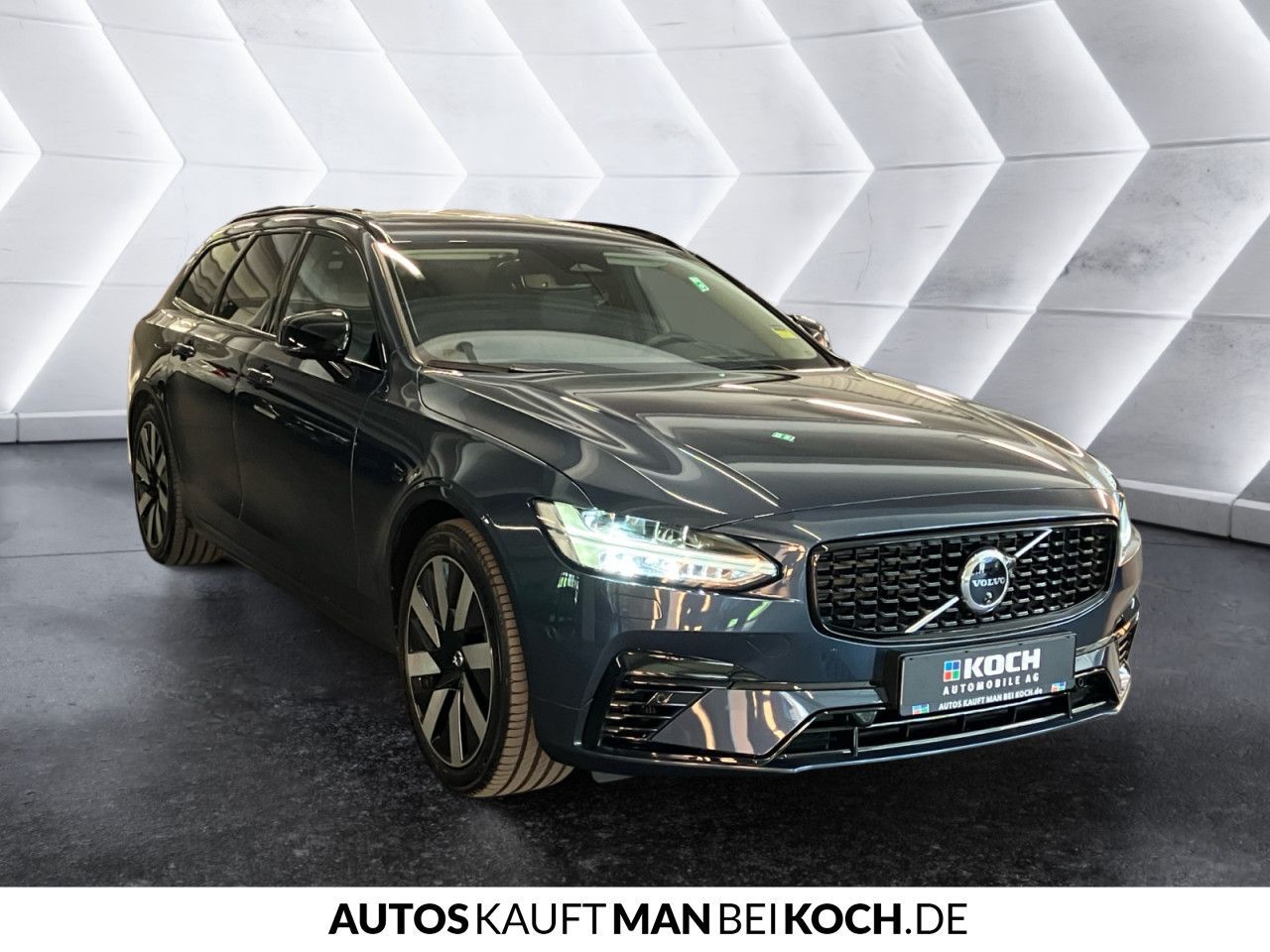 Volvo V90 T8 TE AWD Dark HUD 360° PANO BLIS H/K foto 6