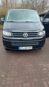 Volkswagen T5 Caravelle - schwarze Volkswagen T5 Caravelle