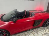 Audi R8 5.2 FSI performance S tron. quat. Spyder -