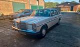 Mercedes-Benz Mercedes W114  Serie 1   Oldtimer  250E /8 - gebrauchte Mercedes-Benz 250 aus dem Jahr 1972