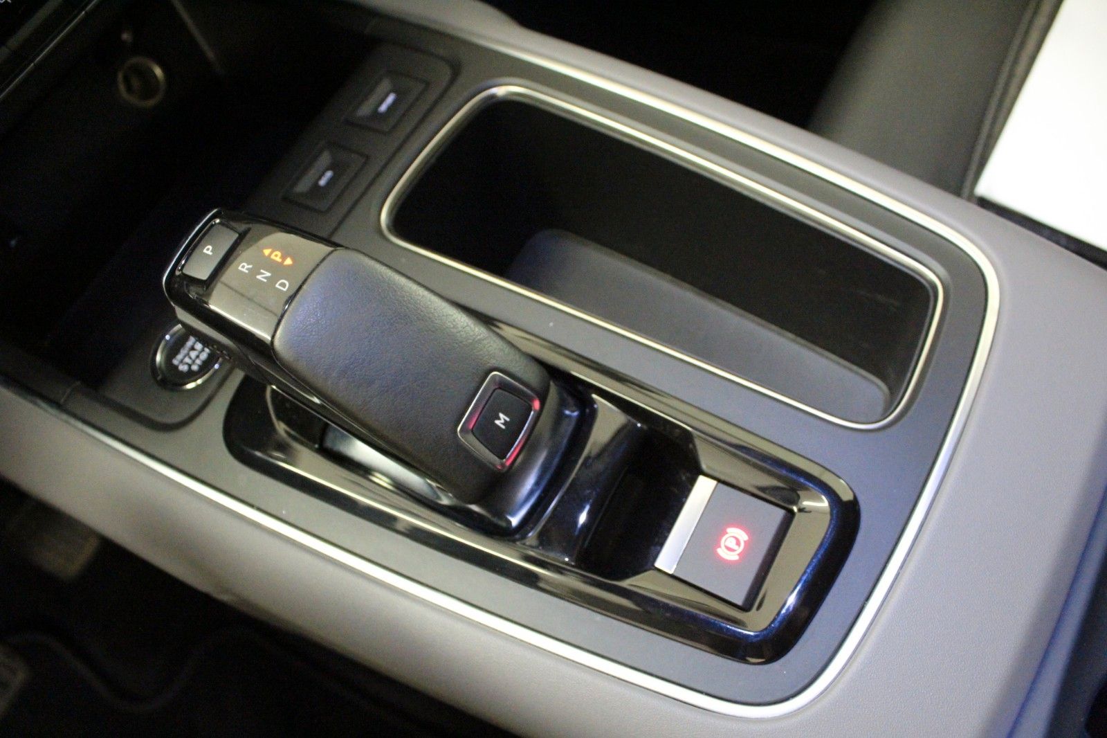 Fahrzeugabbildung Citroën C5 Aircross  PureTech 130 Automatik *AHK*