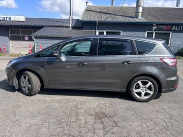 Ford S-Max - 10