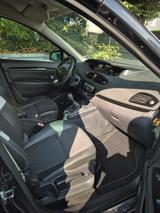 Renault Grand Scenic Bose Edition TCe 130 Bose Edition - Renault Grand Scenic in Duisburg