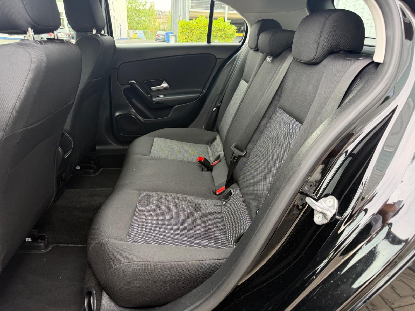 Mercedes-Benz A-Class d 8G-DCT CarPlay Spur DAB MBUX PDC SHZ Alu, миниатюра 14