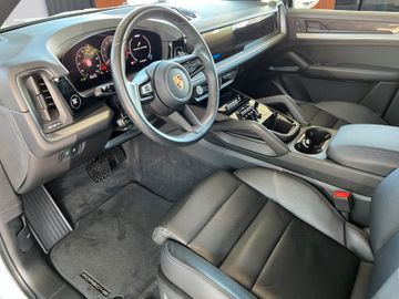 Porsche Cayenne - 5
