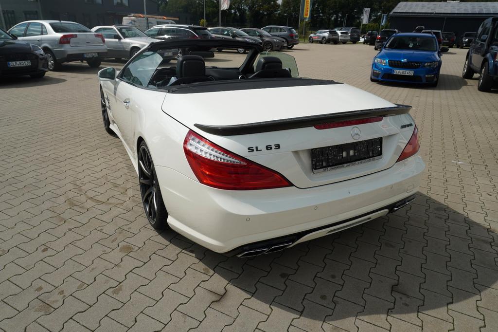 Mercedes-Benz SL 63 AMG
