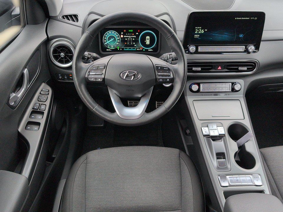 Fahrzeugabbildung Hyundai KONA EV 64kWh PLUS-P !GARANTIE-07.29! KRELL+NAV+