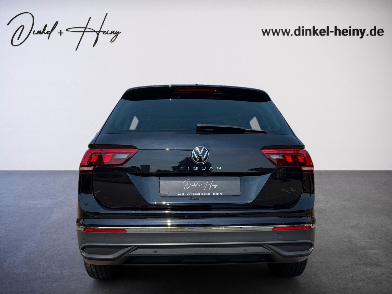 Fahrzeugabbildung Volkswagen Tiguan Life ACTIVE 1.5 TSI