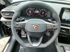 Fahrzeugabbildung Cupra Leon VZ 2.0 TSI+PANO+FULL LINK+BEATS+NAVI+KESSY