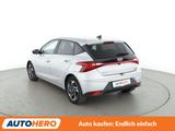 Hyundai i20 1.0 TGDI Connect & Go*NAVI*TEMPO*CAM*PDC*SHZ - Hyundai i20 Gebrauchtwagen in Stuttgart