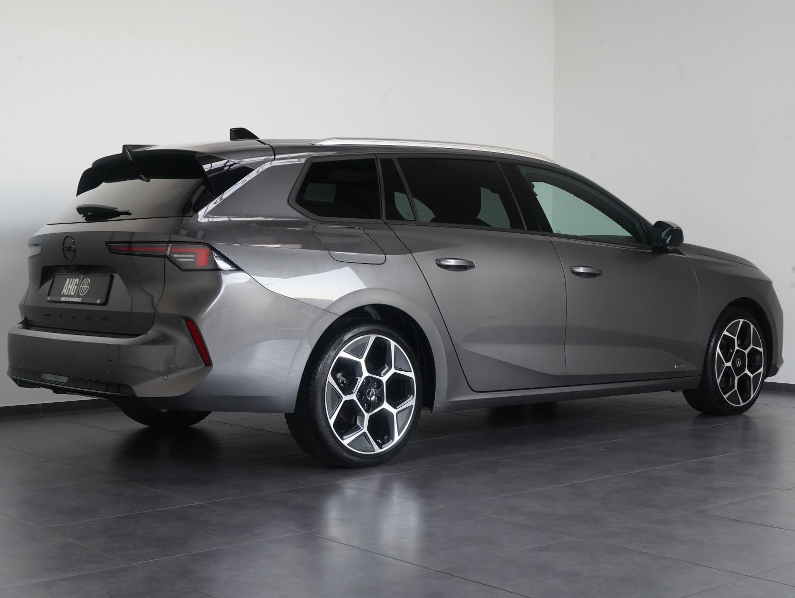 Fahrzeugabbildung Opel Astra L 1.5 Diesel Sports Tourer GS Line PANO